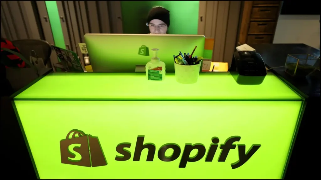 Using the Shopify platform
